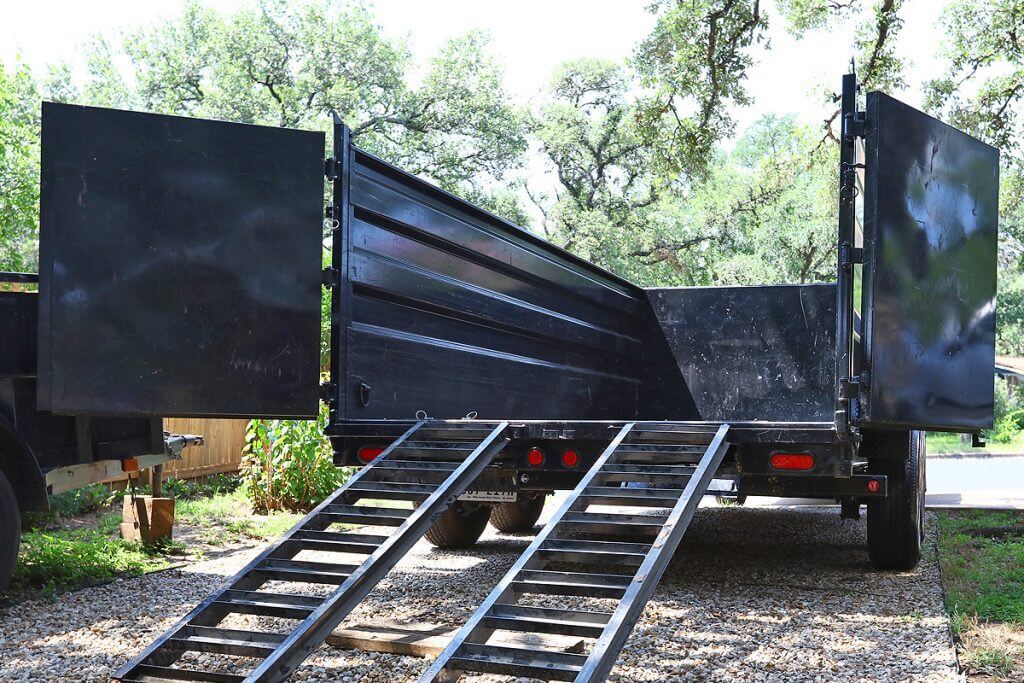 16 Ft End Dump Trailer