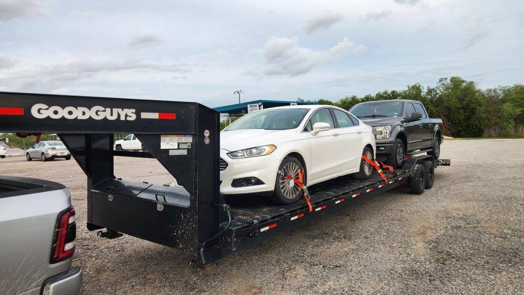 36FT Gooseneck Car/Equipment Hauler