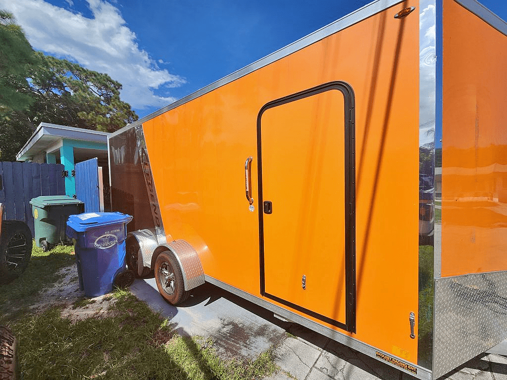 Super Lite 20ft Enclosed Aluminum trailer