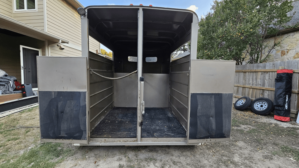 2 Horse Trailer